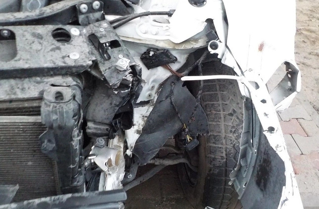 BMW X4 cena 78900 przebieg: 60514, rok produkcji 2018 z Ostroróg małe 781